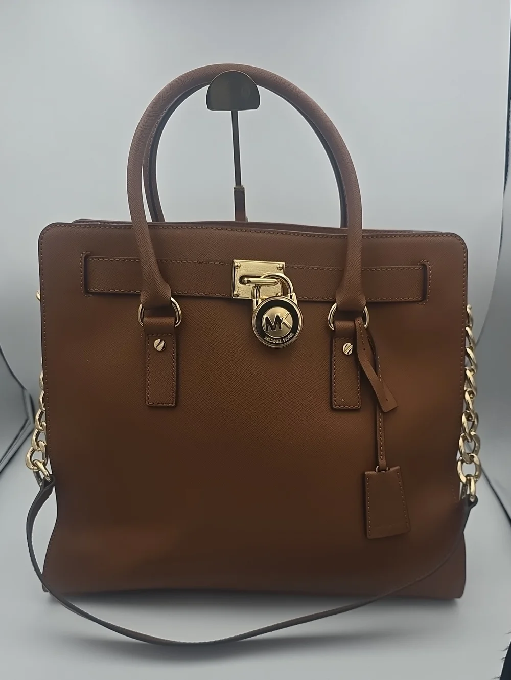 Michael Kors Brown Leather Large Hamilton Satchel W/ Gold Hardware (NWOT)✨️🤎✨️